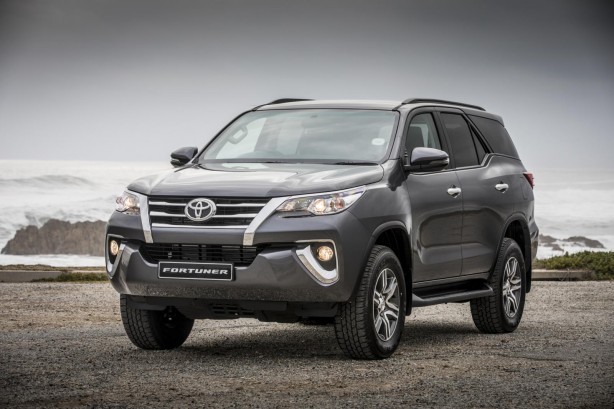 toyota-TOYOTA-Fortunergallery_5.png