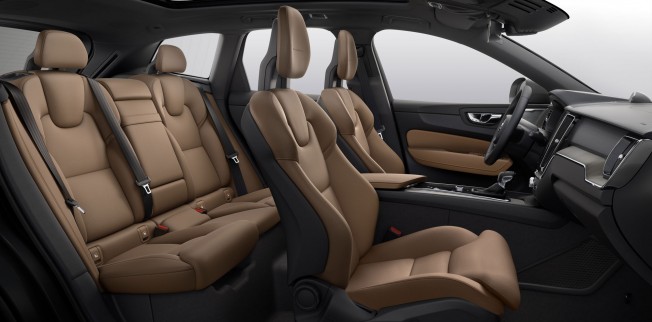 volvo-VOLVO-Xc60gallery_2.png
