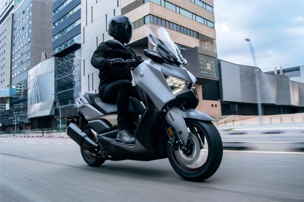 YAMAHA Xmax 300